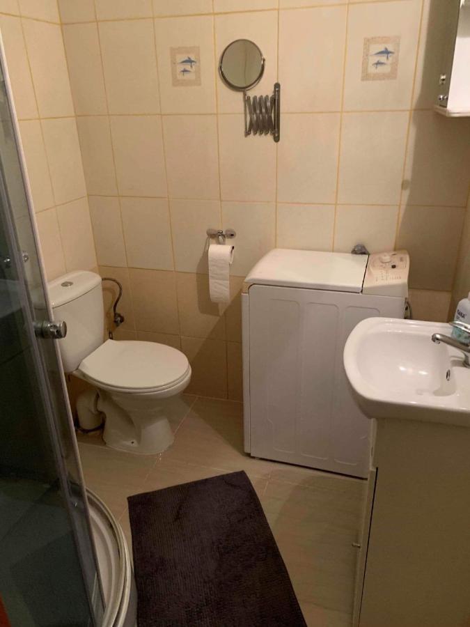 Cozy Studio Apartment Krasków Exterior foto
